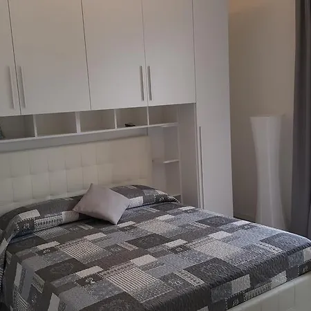 Appartamenti Zerboni Lenno Esterno foto