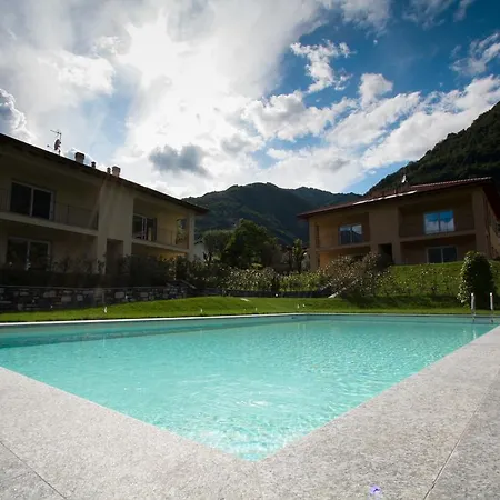 Appartamenti Zerboni Lenno Esterno foto